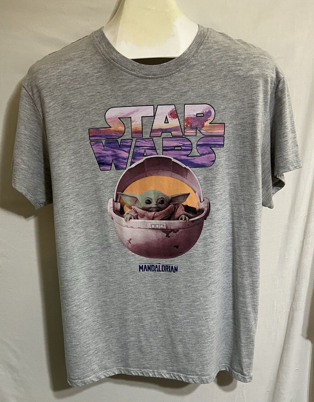 Star Wars The Mandalorian Baby Yoda Grogu Graphic Desert Sky pink purple Gray r1